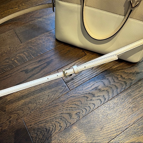 Kate Spade Purse - Picture 4 of 10